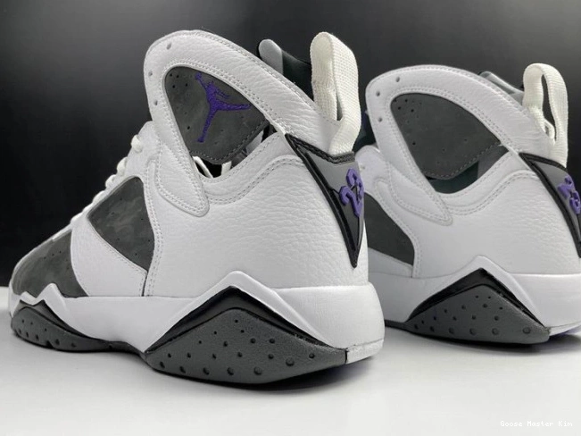 7 CU9307-100 Flint Jordan Retro (2021) 0717